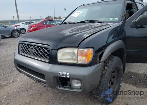 2001 Nissan Pathfinder Se from USA, damaged, VIN JN8DR07Y01W502836